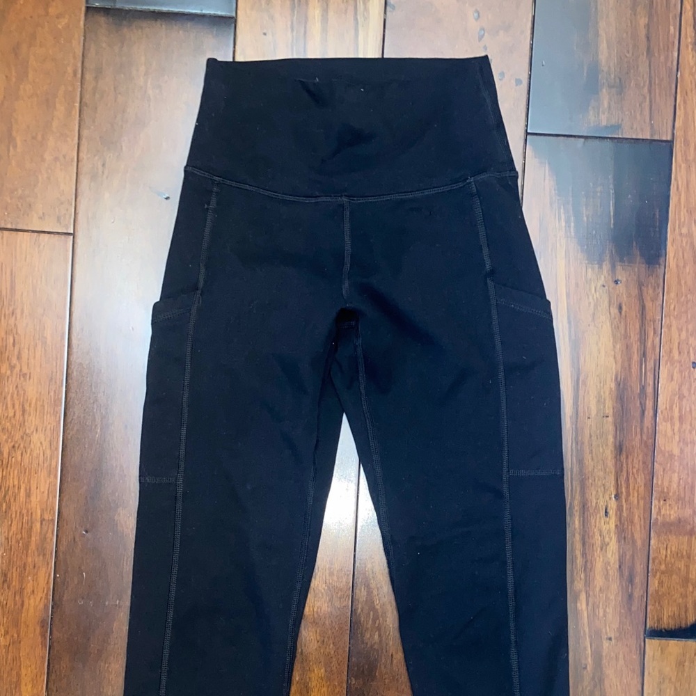 Aerie black high rise pocket leggings